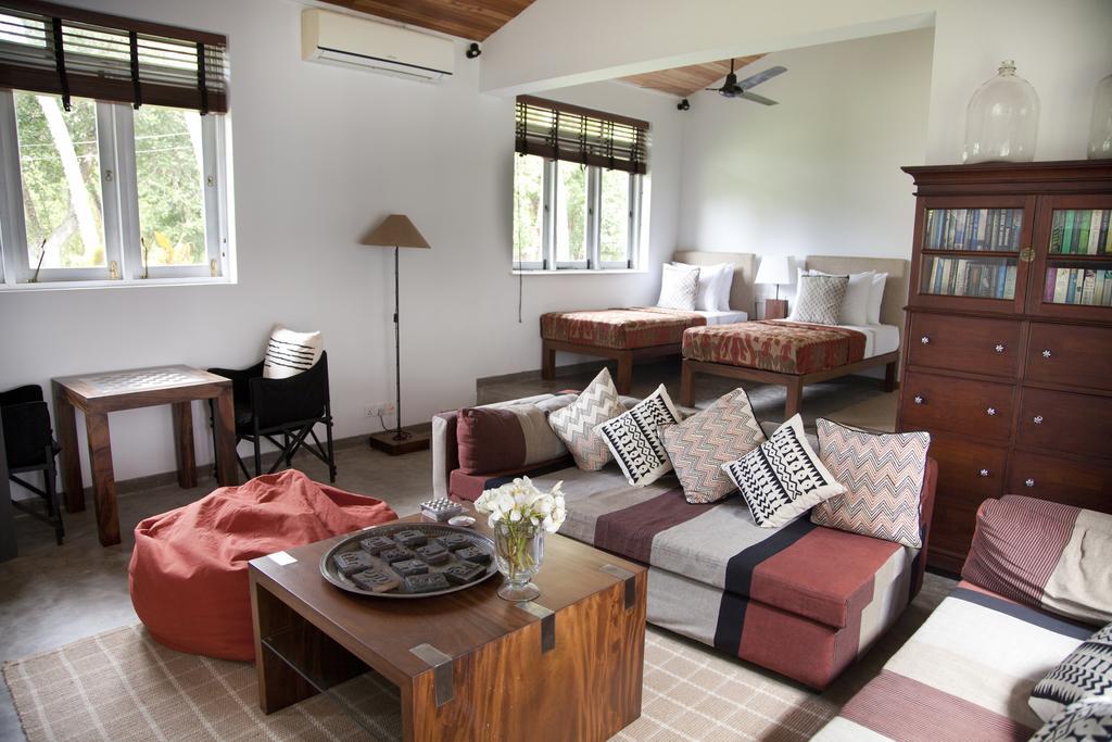 Claughton House Villa Nilwella ภายนอก รูปภาพ